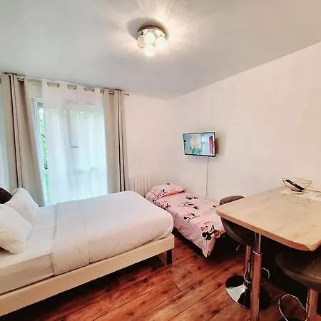 Alpha - 2min By Train To Disneyland Or 20min Walk - 5min Walk To 